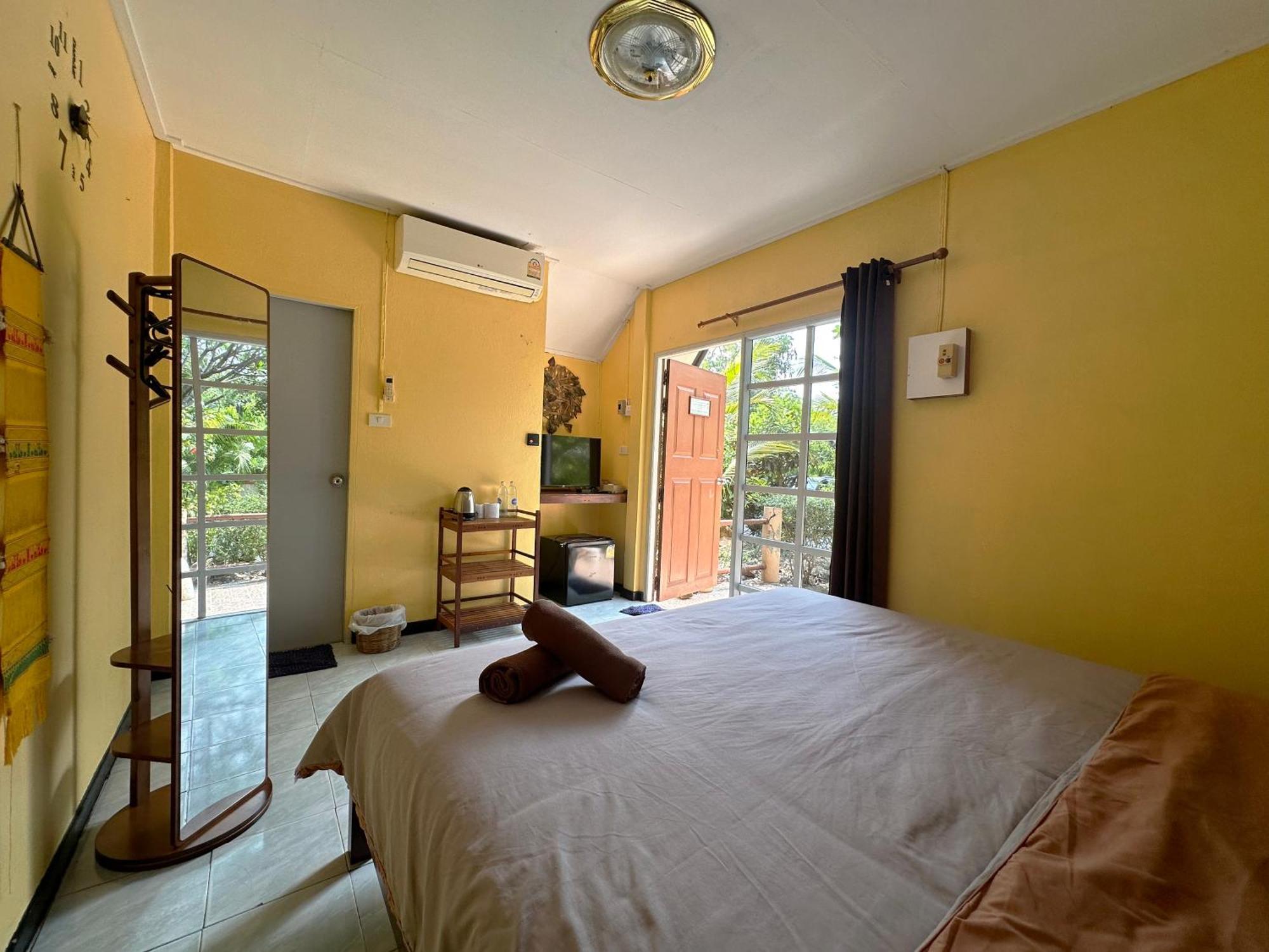 Blue Beach Resort Baanphakrimlay エクステリア 写真
